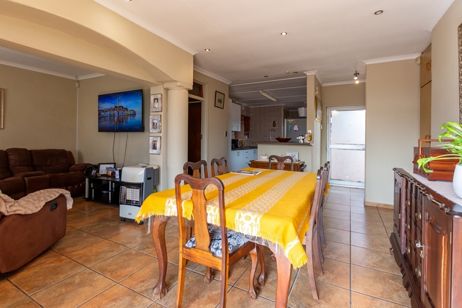 5 Bedroom Property for Sale in Vredenburg Western Cape